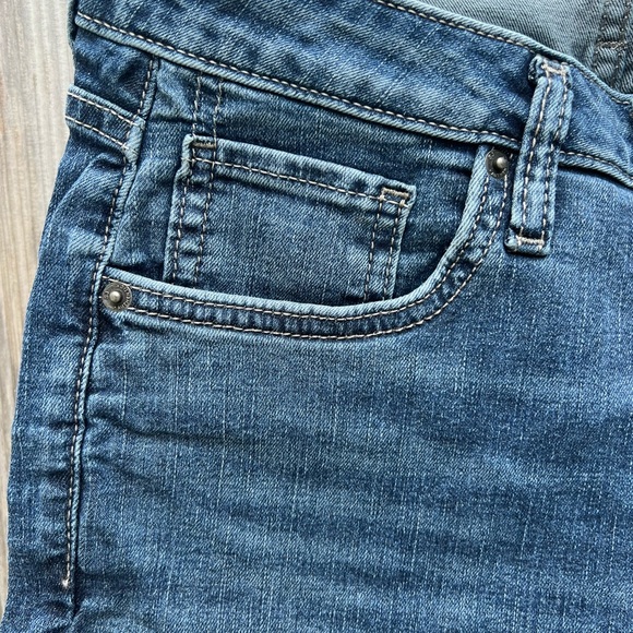 SILVER Authentic Jeans Curvy Mid Slim Jeans size 10 -L 27 NWT - Picture 4 of 10